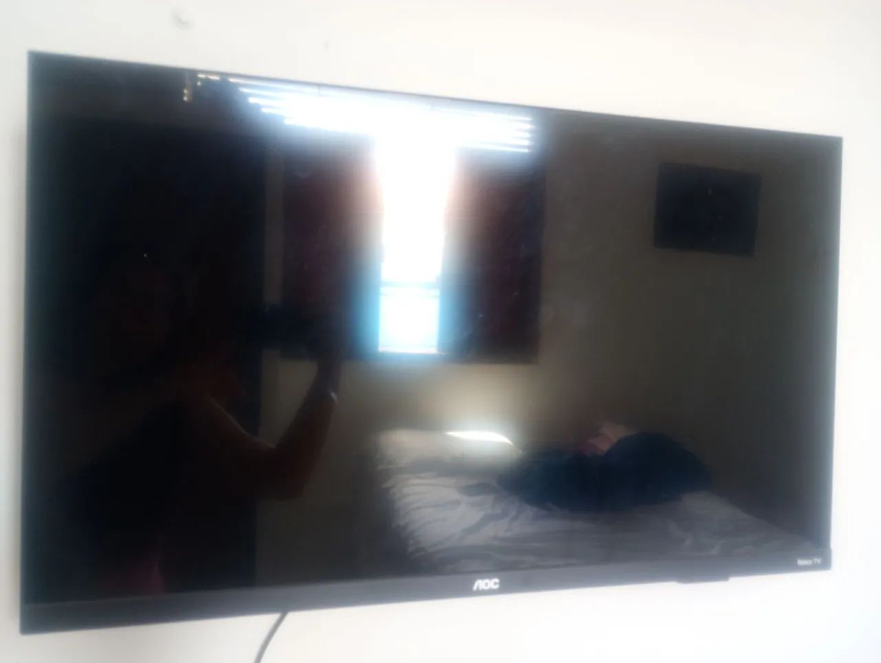 Vende-se TV semi nova 32 smart 