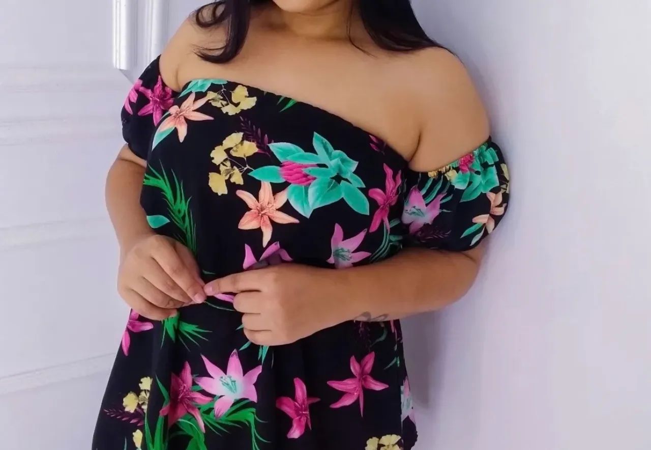 Macacão vestido floral TAM único