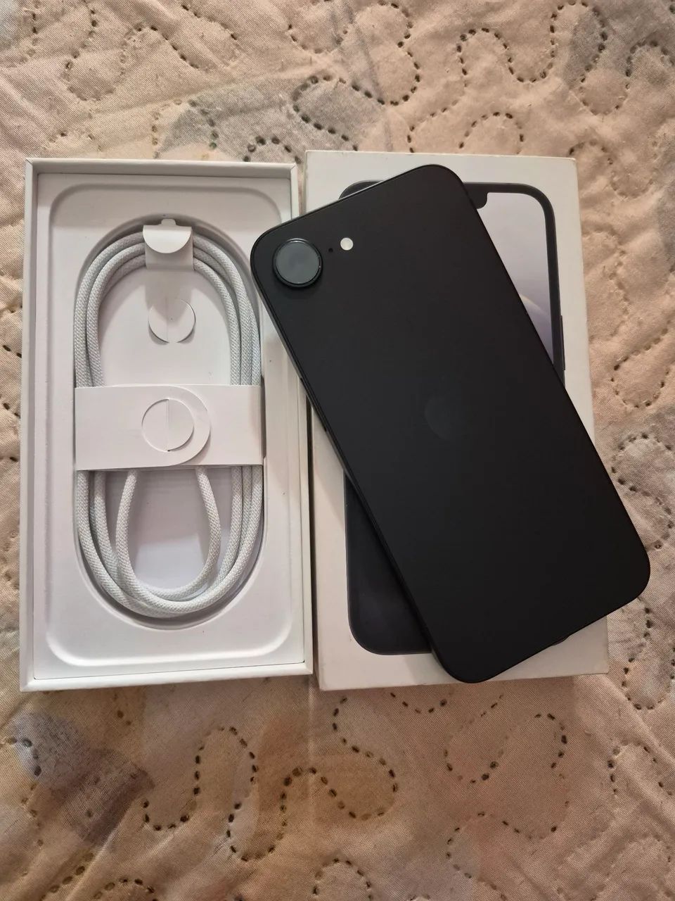 Vendo iPhone 16e - Foto 5