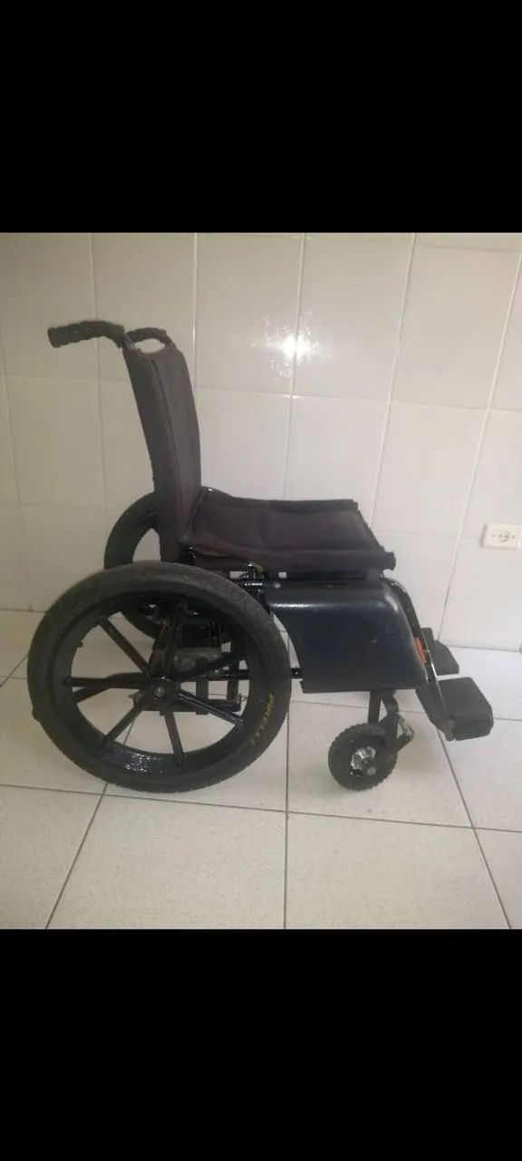 Cadeira de rodas motorizada freedom  - Foto 2