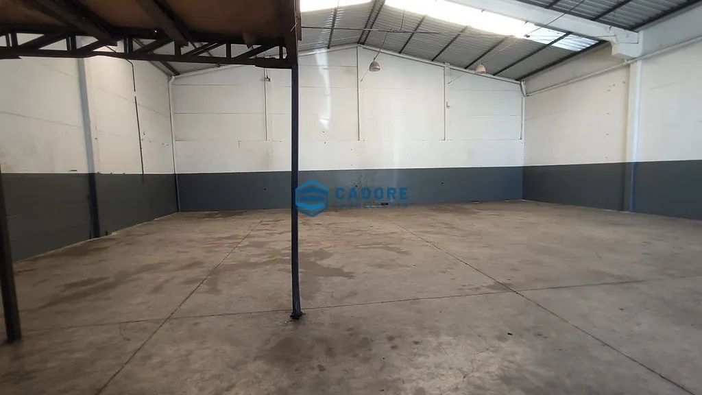 PAVILHÃO 418m² NO ANA RECH - Foto 4