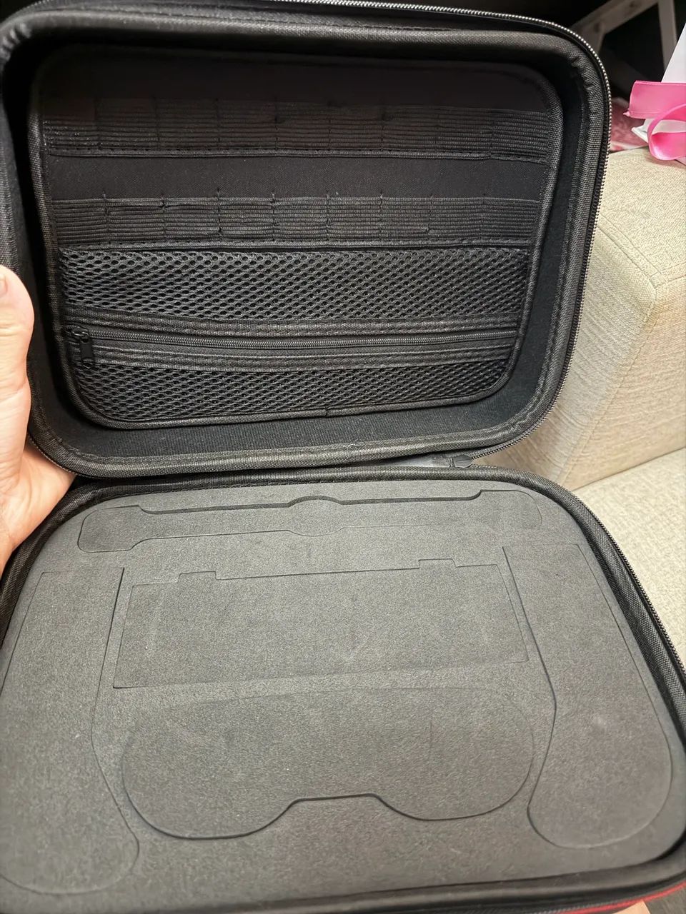 Bolsa Maleta Rígida Nintendo Switch e OLED preta - Foto 4