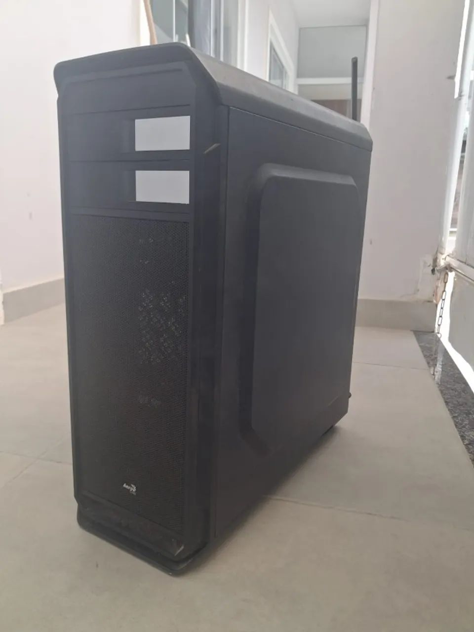 PC Desktop - i5-8400 + 16 GB RAM + GT 1030 2 GB - Foto 2