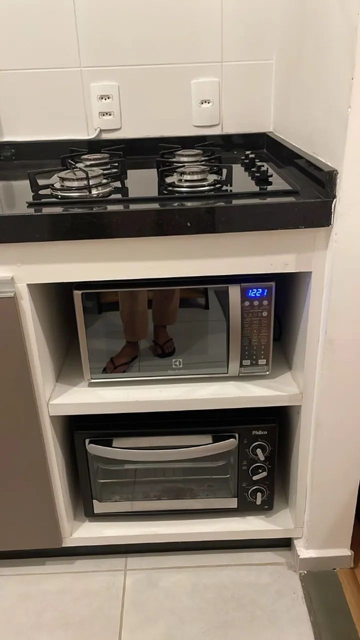 Microondas Electrolux espelhado 20L 220V