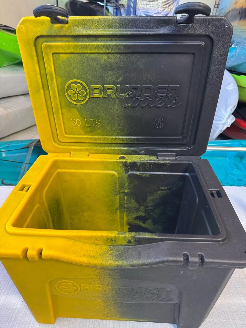Caixa Térmica Cooler Brudden Náutica 30 Lt  - Foto 4