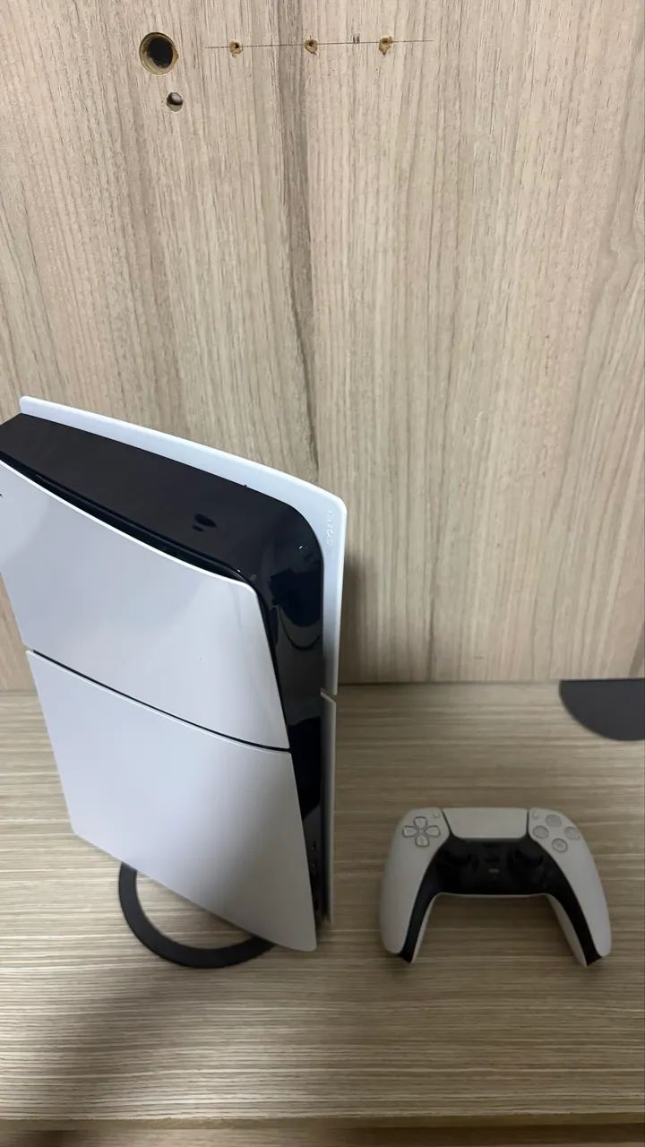 PS5 Slim 