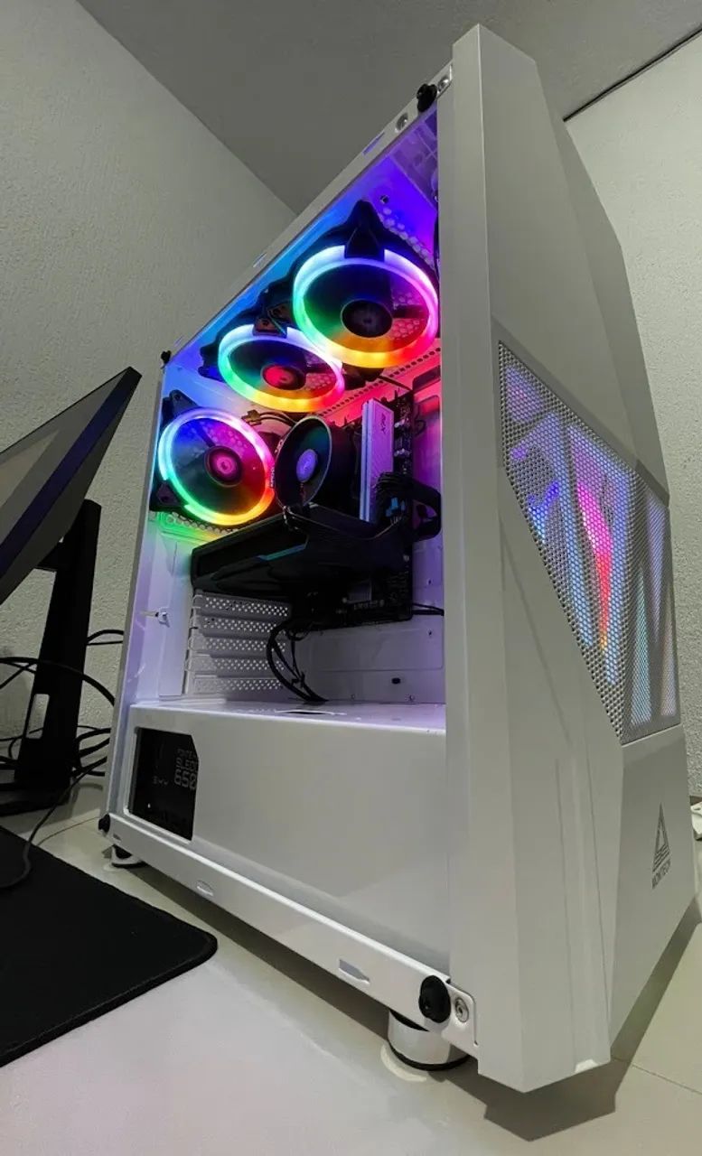 PC GAMER R5 RX 7600 32 GB RAM