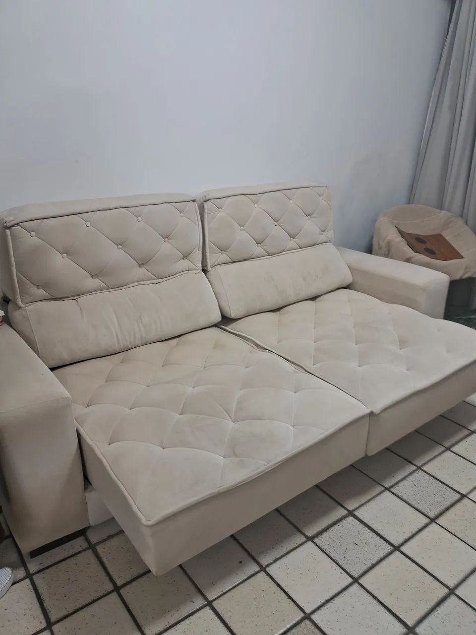 Sofá retrátil 3 lugares  - Foto 4