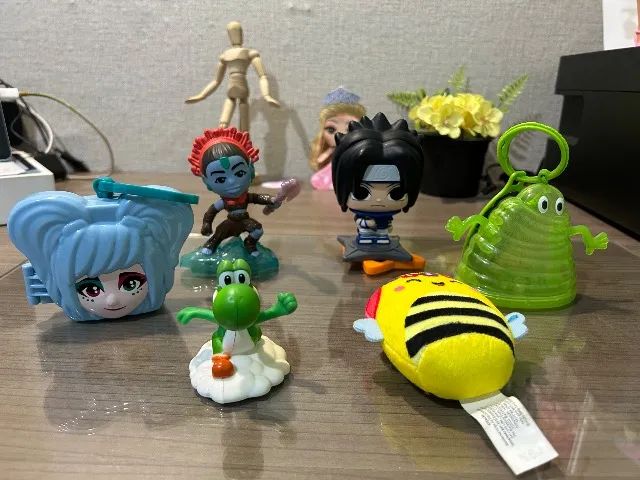 Lote de figuras colecionáveis - Foto 5