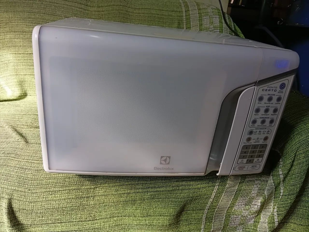 Microondas Electrolux 31 litros - Foto 5