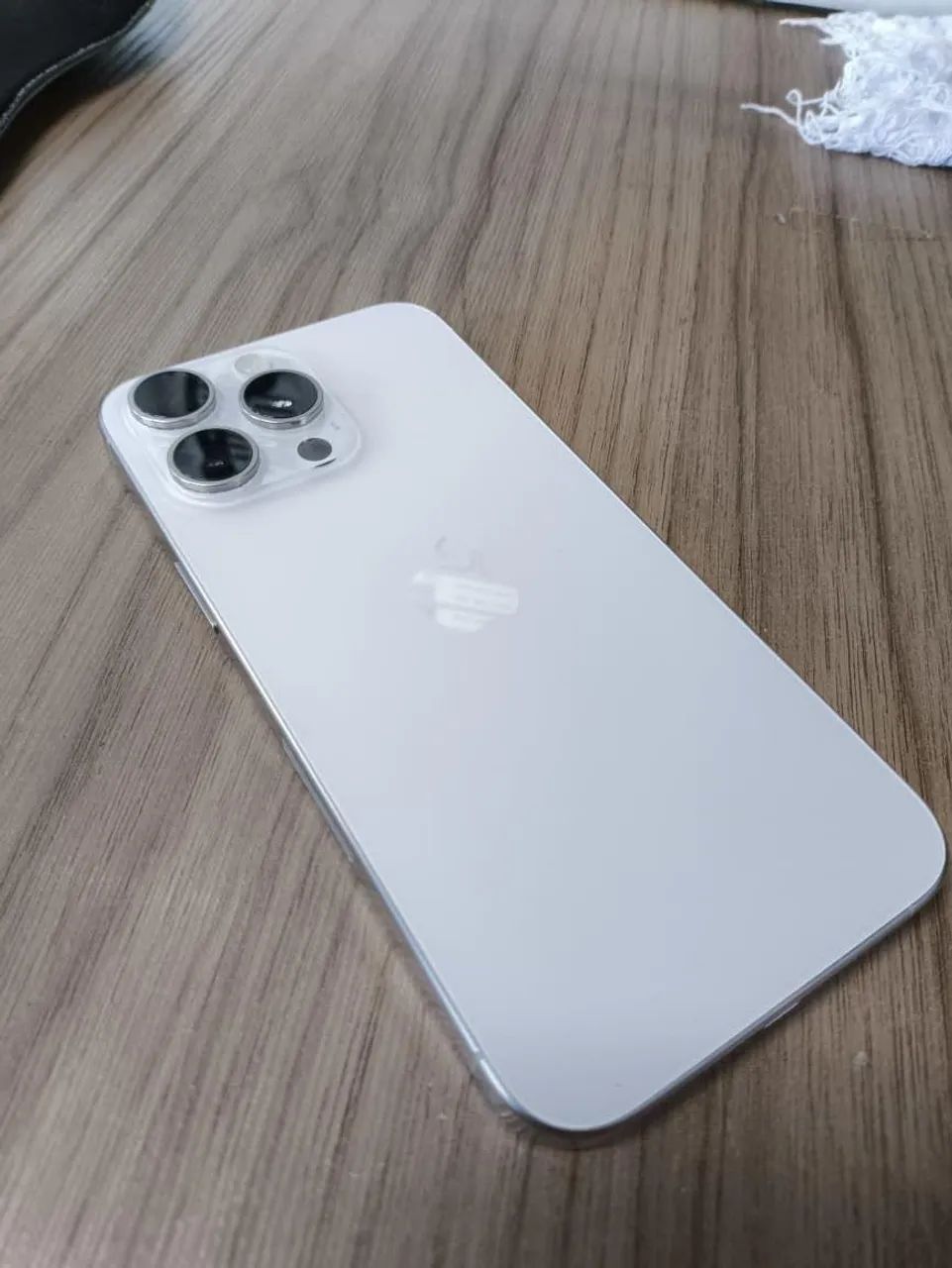 iPhone 15 Pro Max - 256GB  - Foto 5