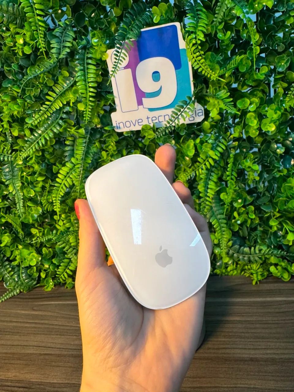 Magic Mouse Apple   Cor branco e prata  A1657   - Foto 5