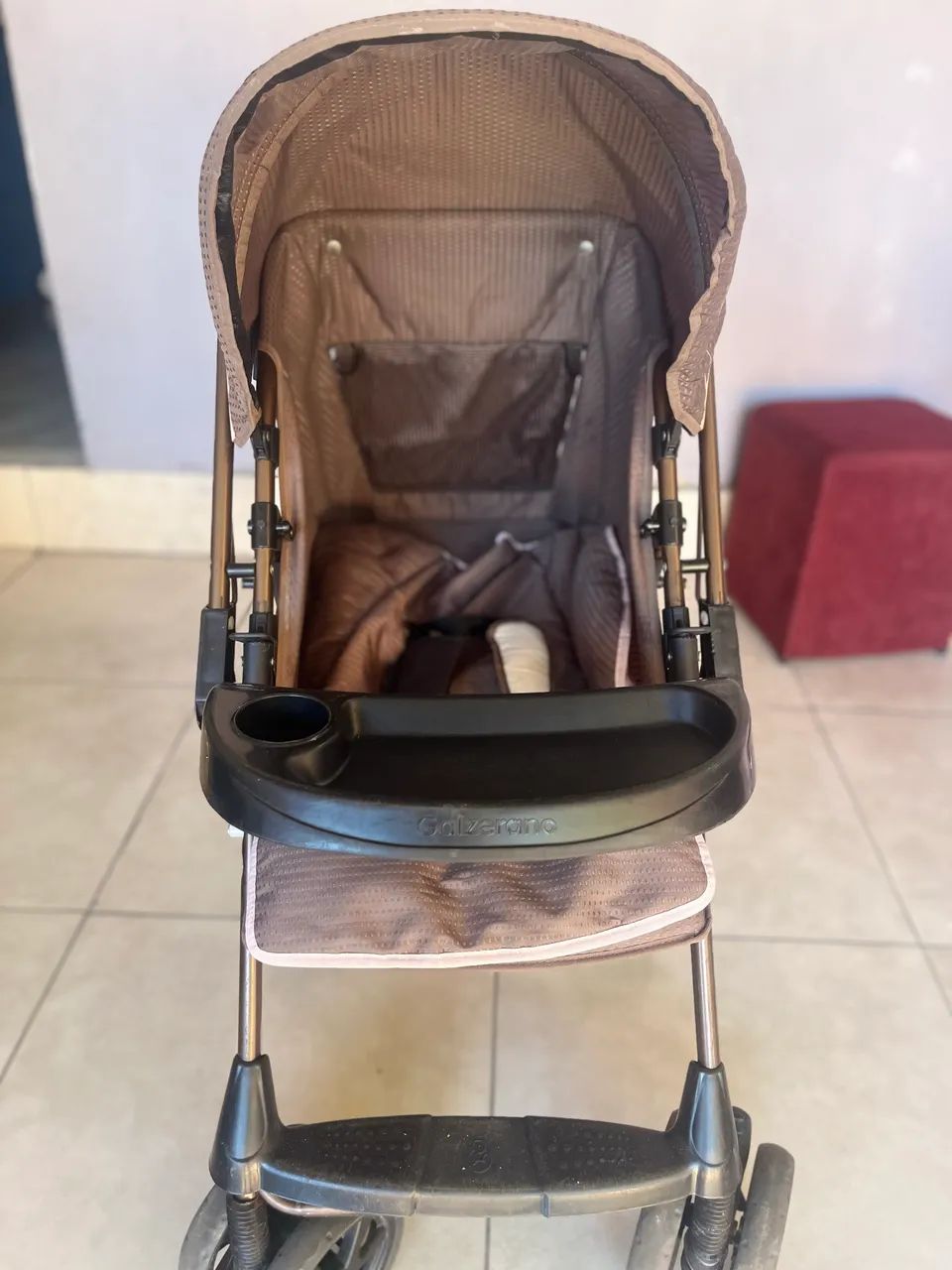 Carrinho de bebê conservado usado 1 ano - Foto 2