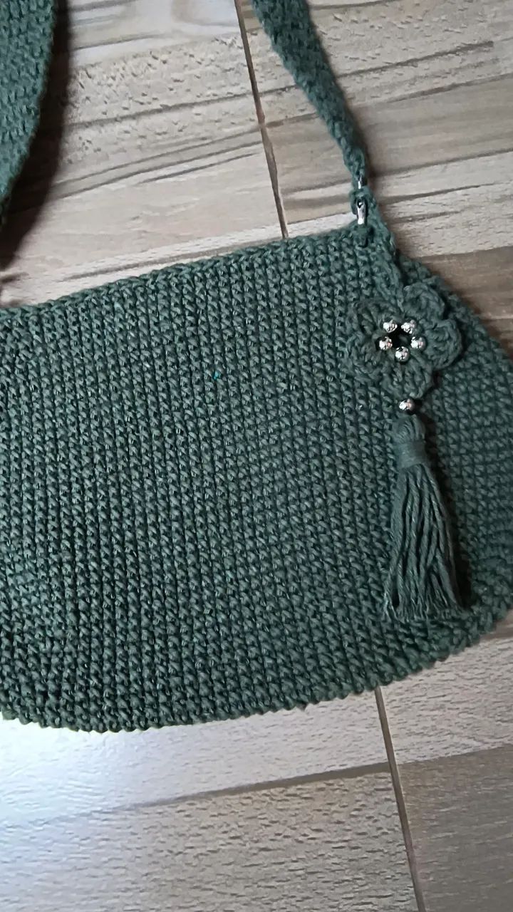 Bolsa tira colo em crochê