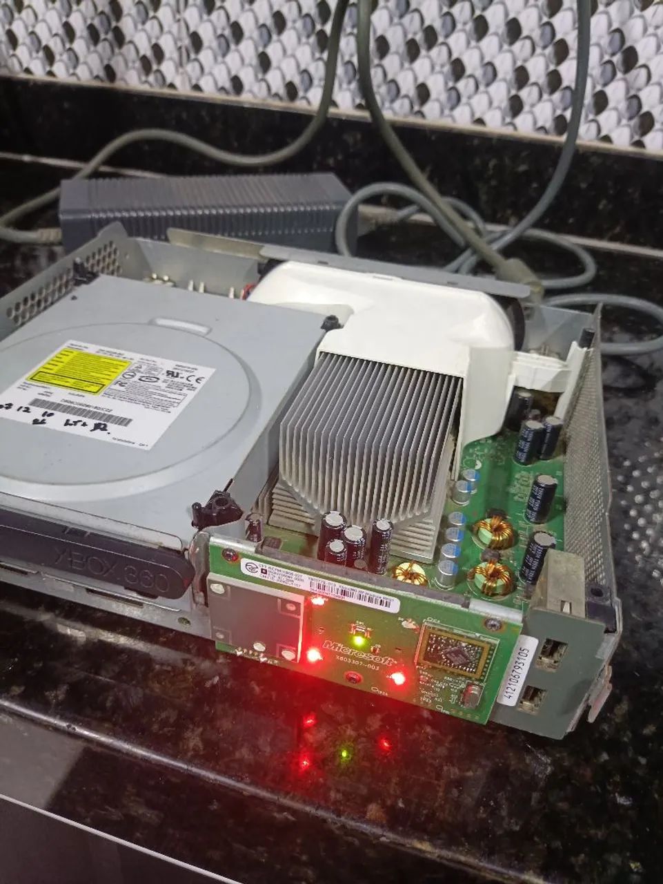 Xbox360 FAT com defeito 