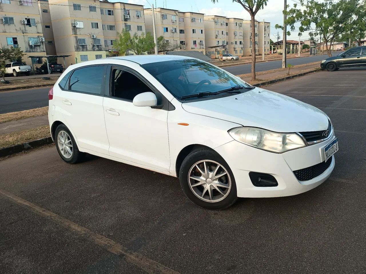 Chery Celer Hatch 1.5 16V Flex 5P 2015 - Foto 2