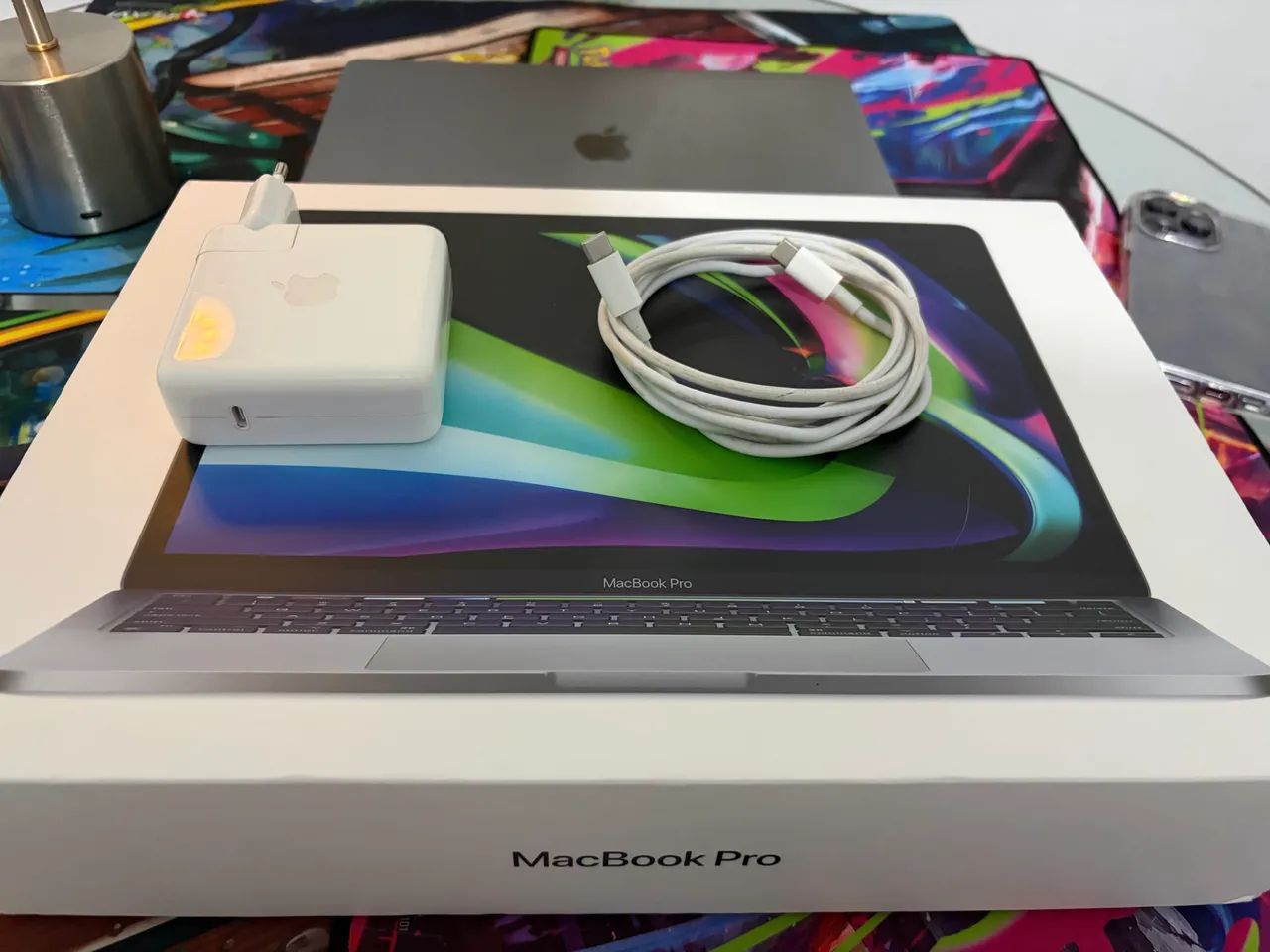 MacBook Pro 13? Apple M2 em excelente estado de conservação com