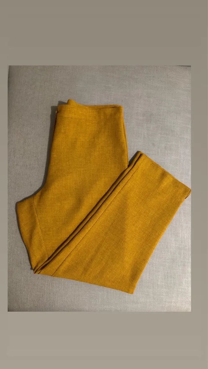 Calça feminina número 44 amarelo açafrão 