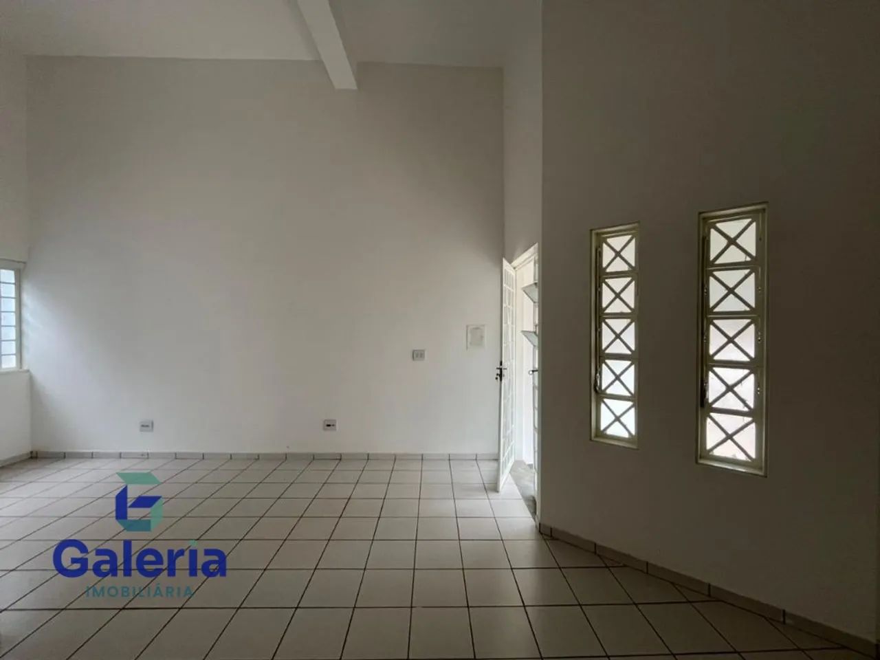 Salão comercial para alugar, 34m² - Vila Tibério - Foto 2