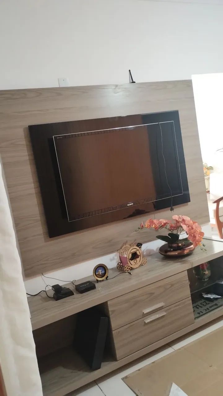 Vende-se Rack com painel e TV - Foto 2