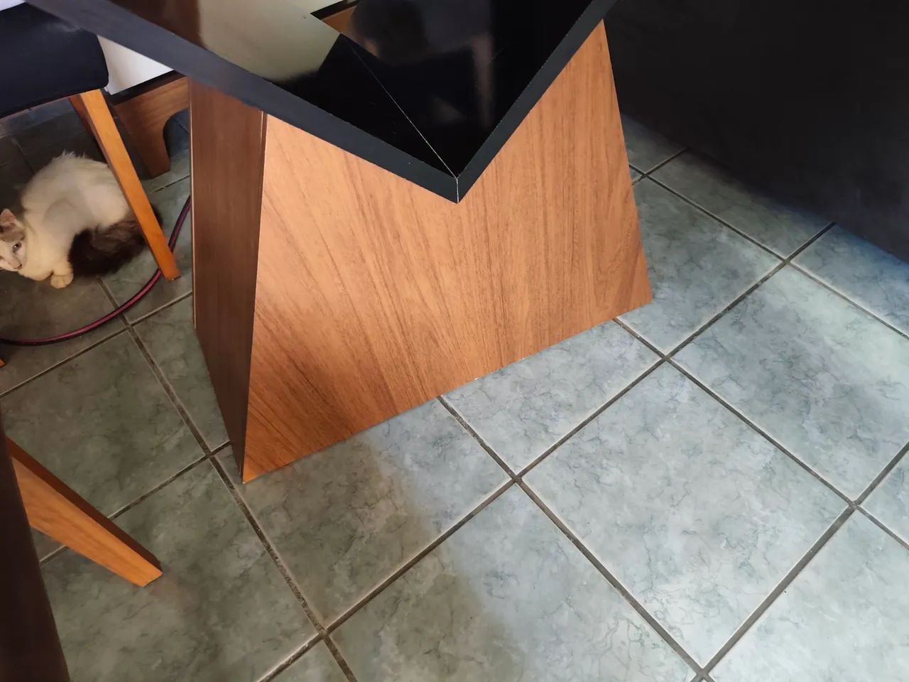 Mesa+4 cadeiras+base