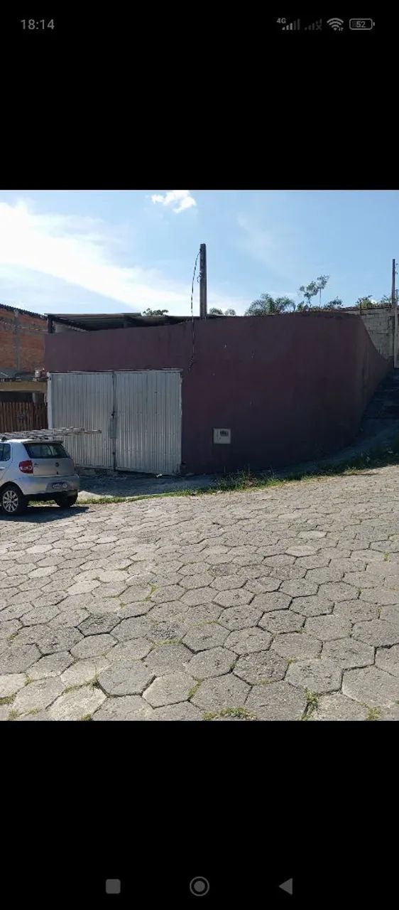 Galpão coberto 