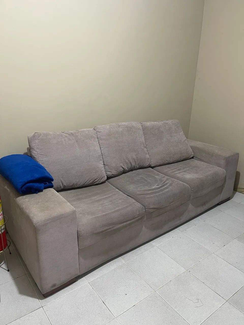 VENDO SOFÁ 3 LUGARES - ÓTIMA OPORTUNIDADE!