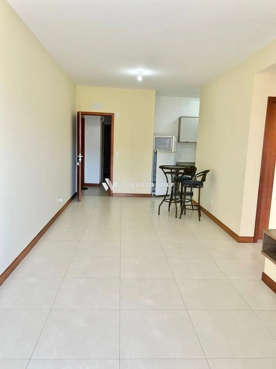 Apartamento com 2 quartos e 1 suíte na praia dos Açores em Florianópolis - Foto 4