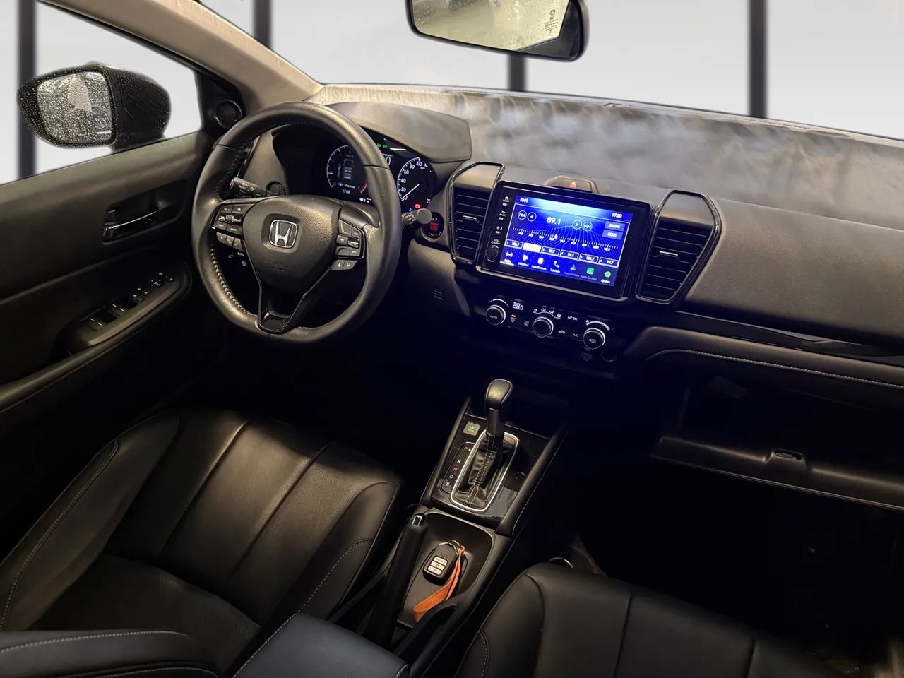 Honda City Hatchback Touring 1.5 Flex 16V Aut, foto 14 de 15