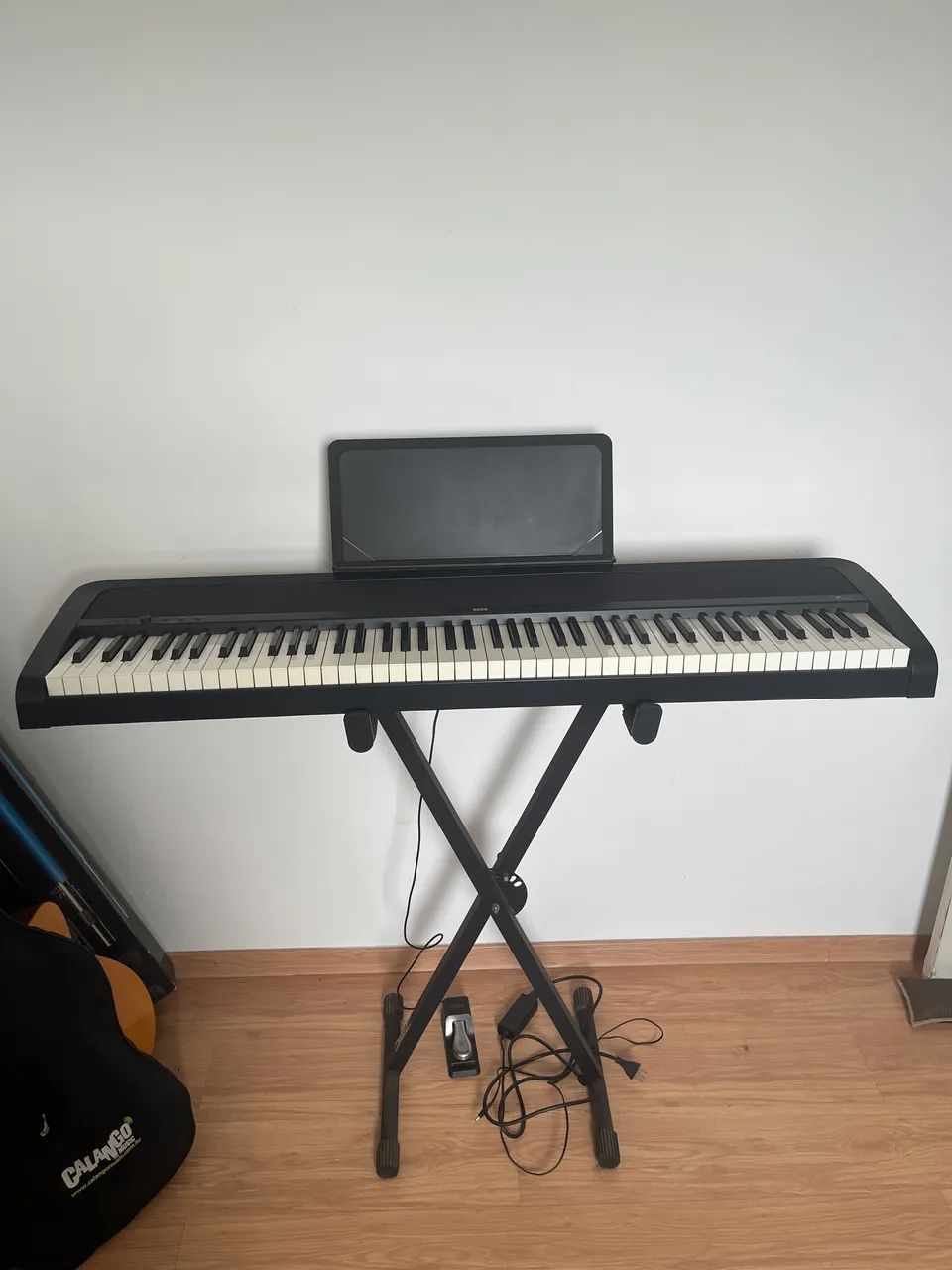 Piano Korg B1 - 88 teclas 