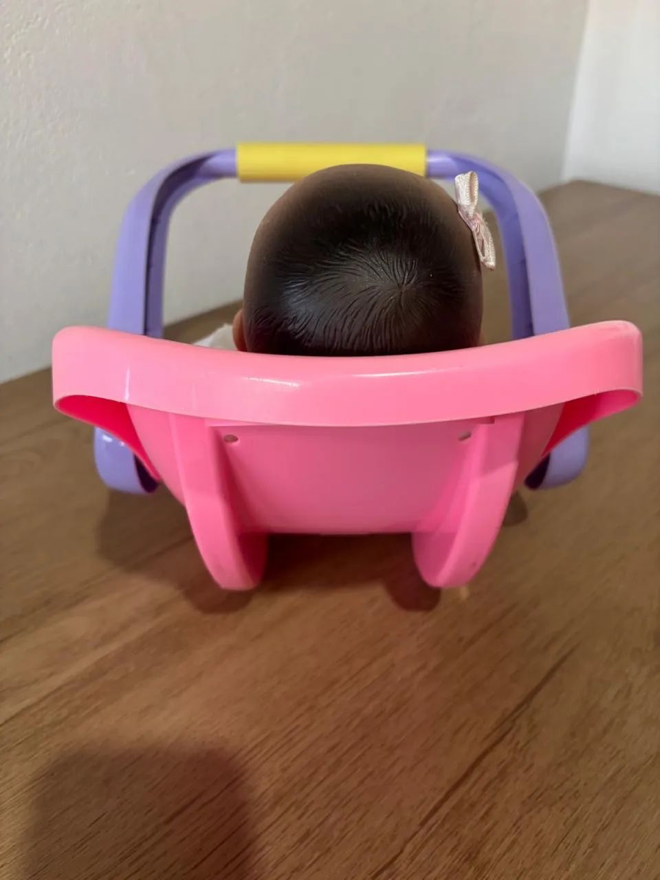 Boneca com Cadeira Bebê  Conforto impecável. - Foto 3