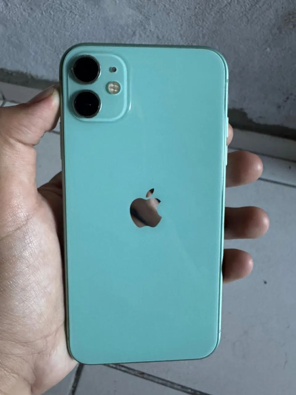 IPHONE 11 64 G