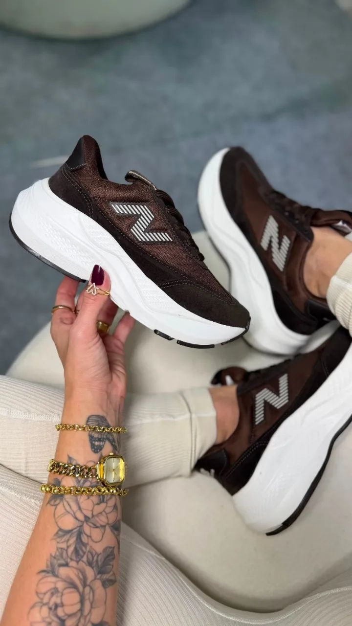 Tenis New Balance 2067 Marrom  - Foto 4