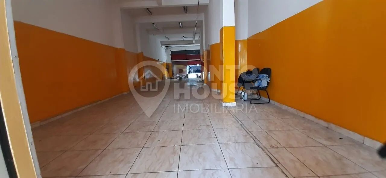 Loja ampla na Chácara Inglesa 135m², pé direito de 3,5m², 2 wc, copa e porta de aço. - Foto 3