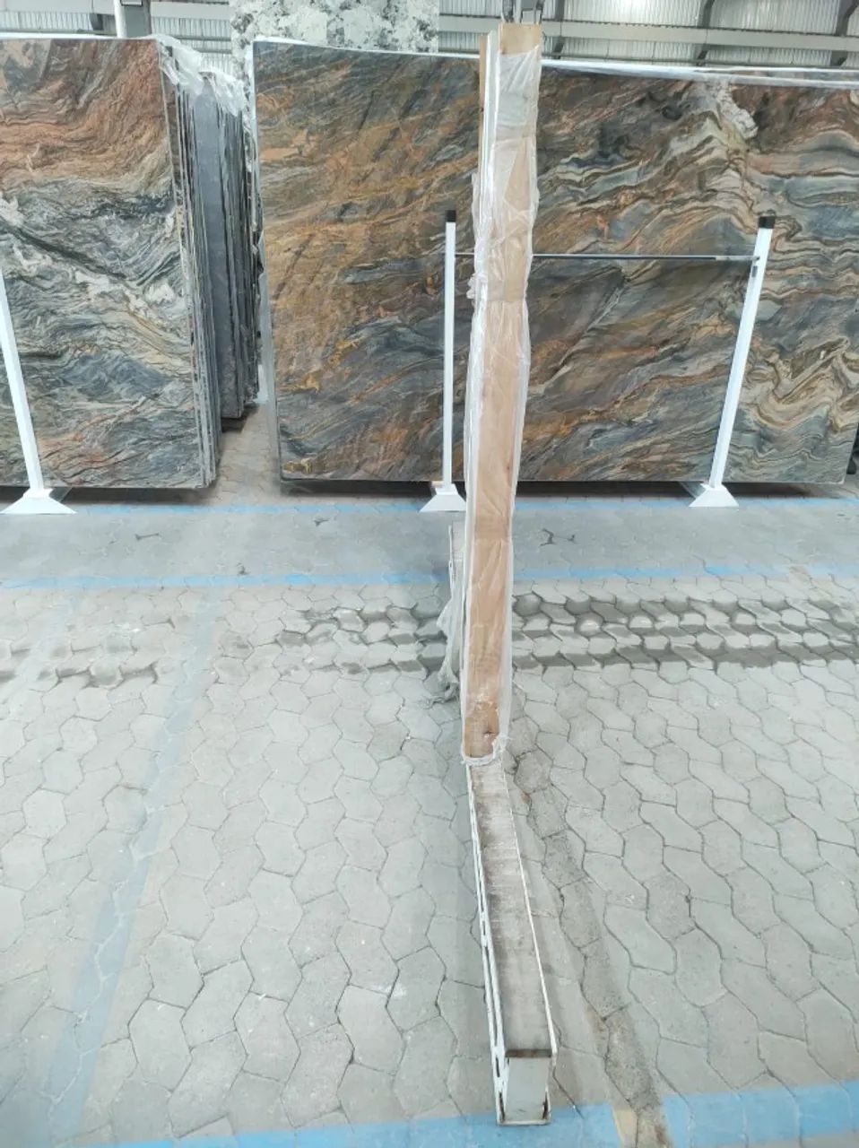 Cavalete Triangular capacidade 31 Ton - Foto 2