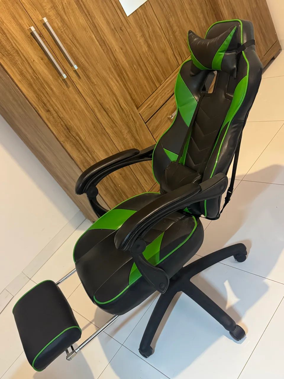 Vendo Cadeira Gamer  - Foto 2
