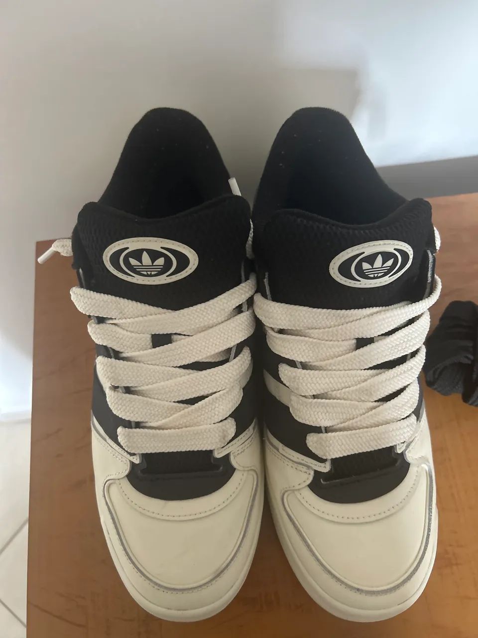 Adidas Forum 2000