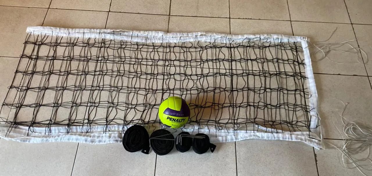 Bola de vôlei e rede de vôlei - Foto 2
