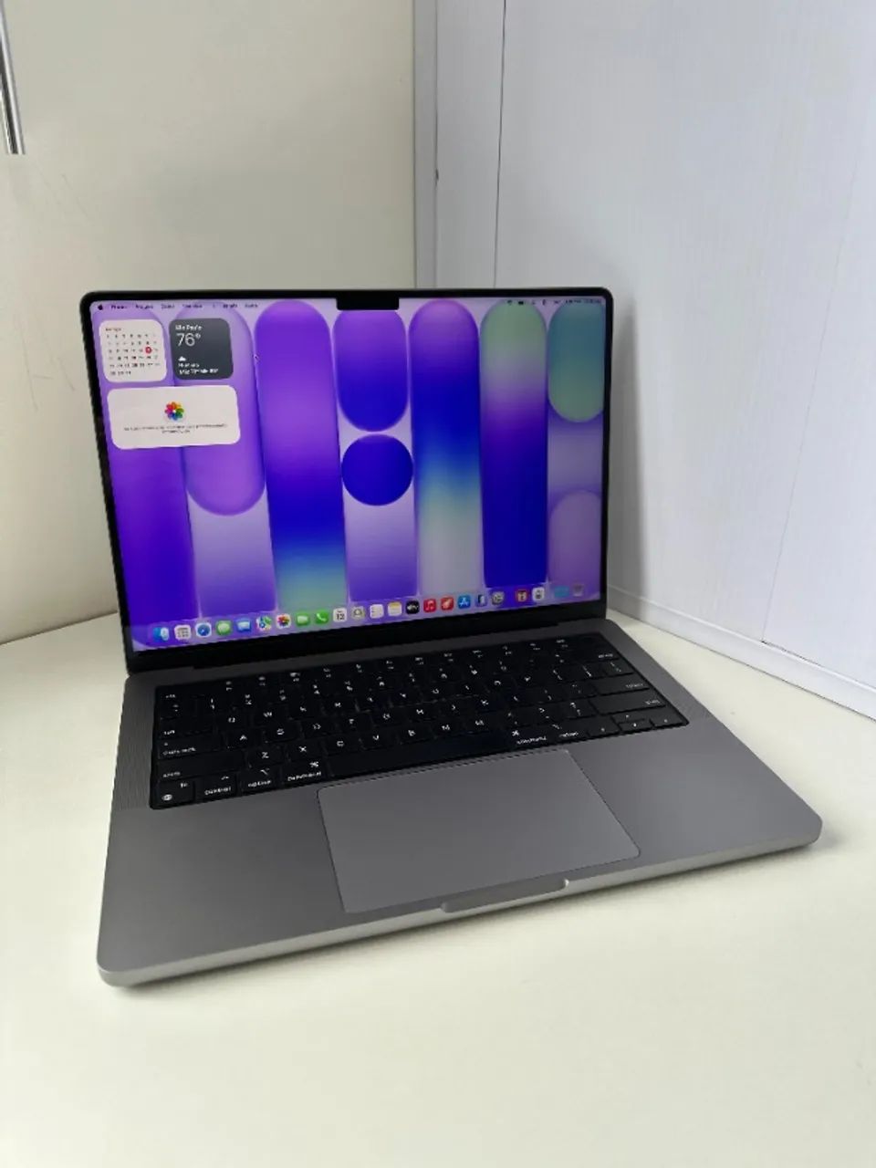 MacBook Pro M3 14 POLEGADAS, 8GB RAM 512GB SSD