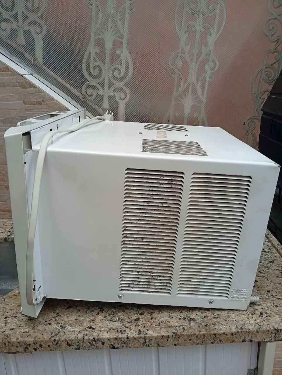 Excelente ar condicionado springer eletrônico 10.000 BTUs 220v - Foto 4