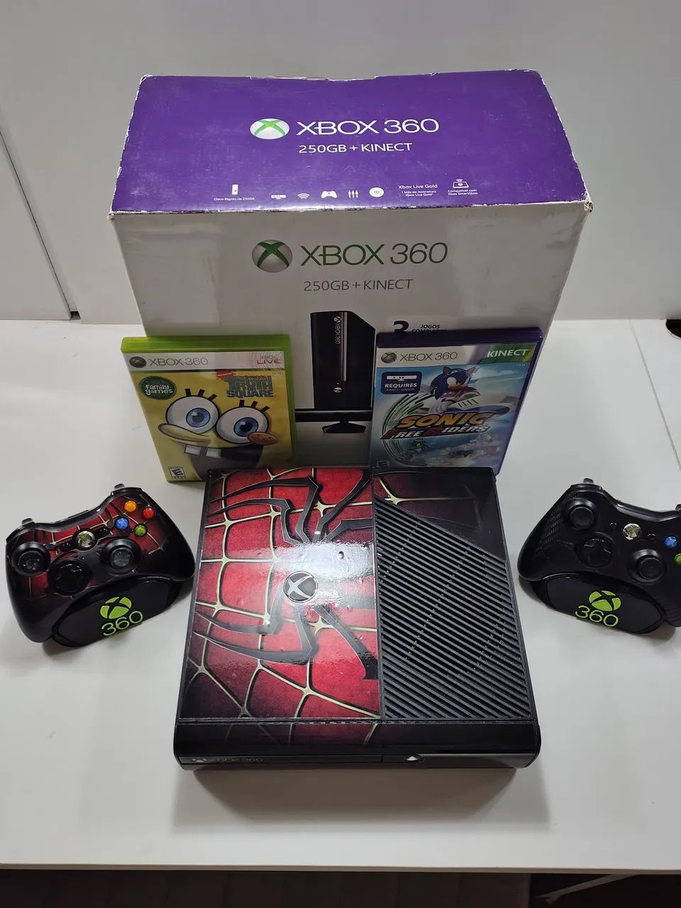 Xbox 360 Super Slim e caixa original 