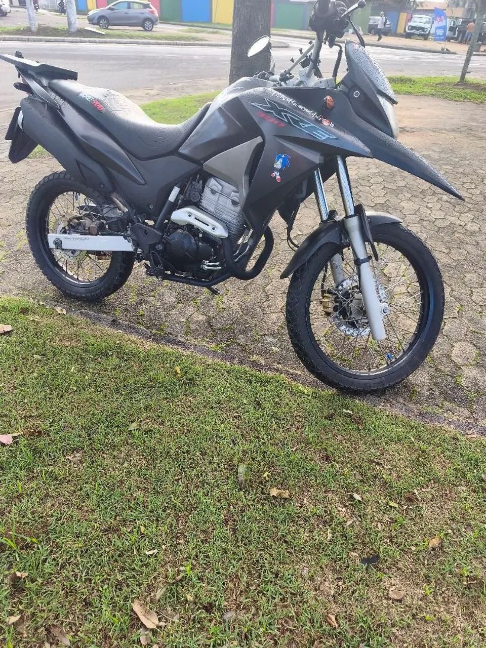 Xre 300 18.900