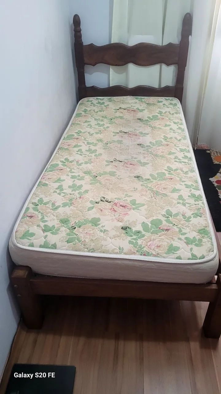 Combo: Cama de casal, cama de solteiro e sofá  - Foto 5