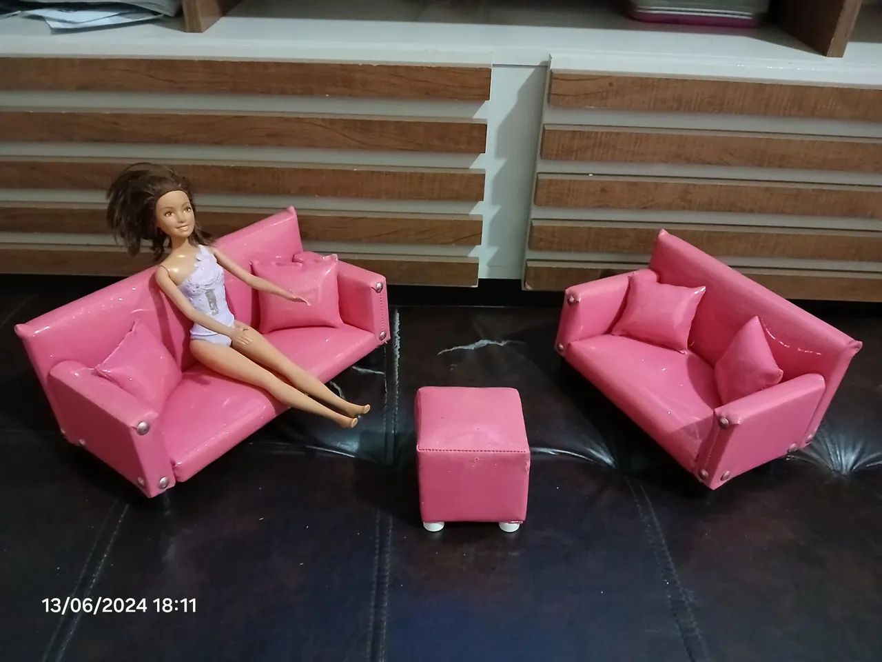4 Móveis para boneca em madeira, 100% artesanal - Foto 2
