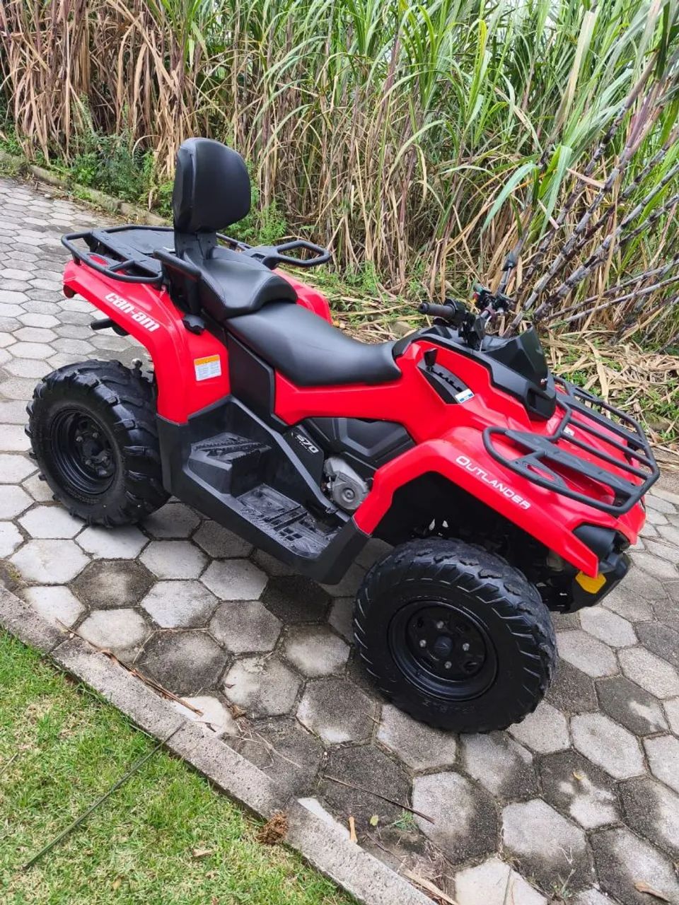 Quadriciclo Outlander 4x4 Max 570cc - Foto 4