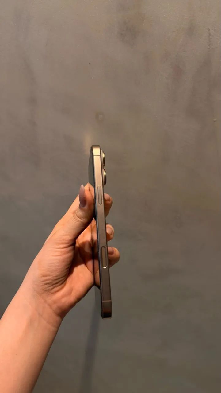 Iphone 16 Pro Max  - Foto 4