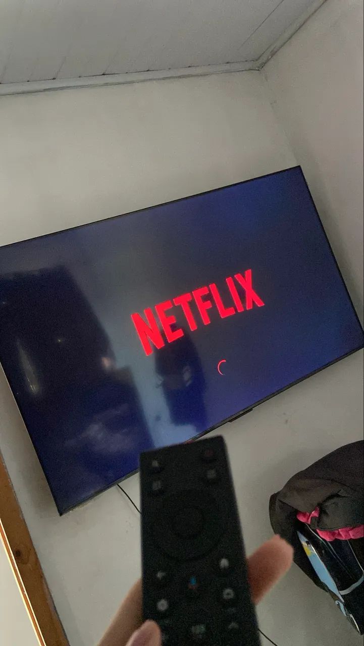 Tv smart 65 polegadas 4k TCL com caixa e controle e pezinho - Foto 5