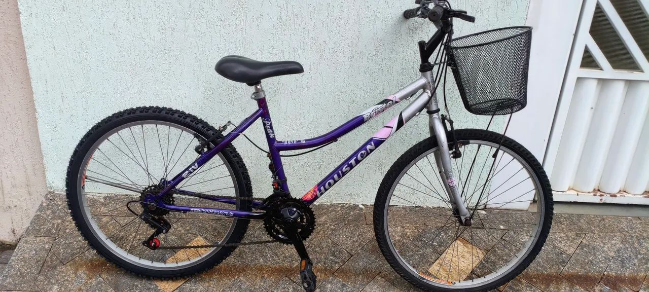 Bicicleta aro 24 Com cestinha! - Foto 4