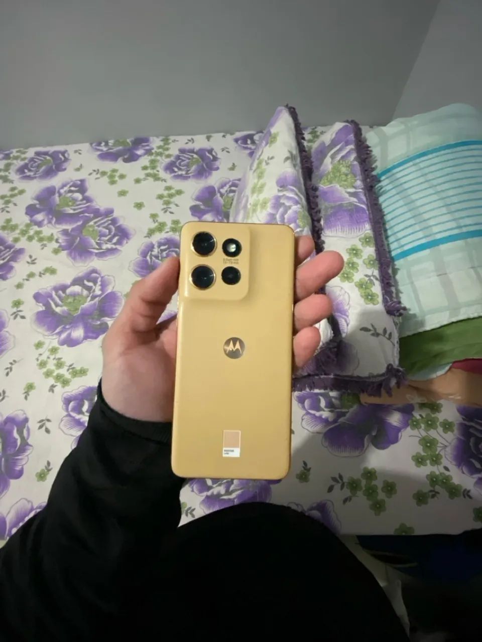 VENDO MOTOROLA EDGE 50neo 5G - Foto 3