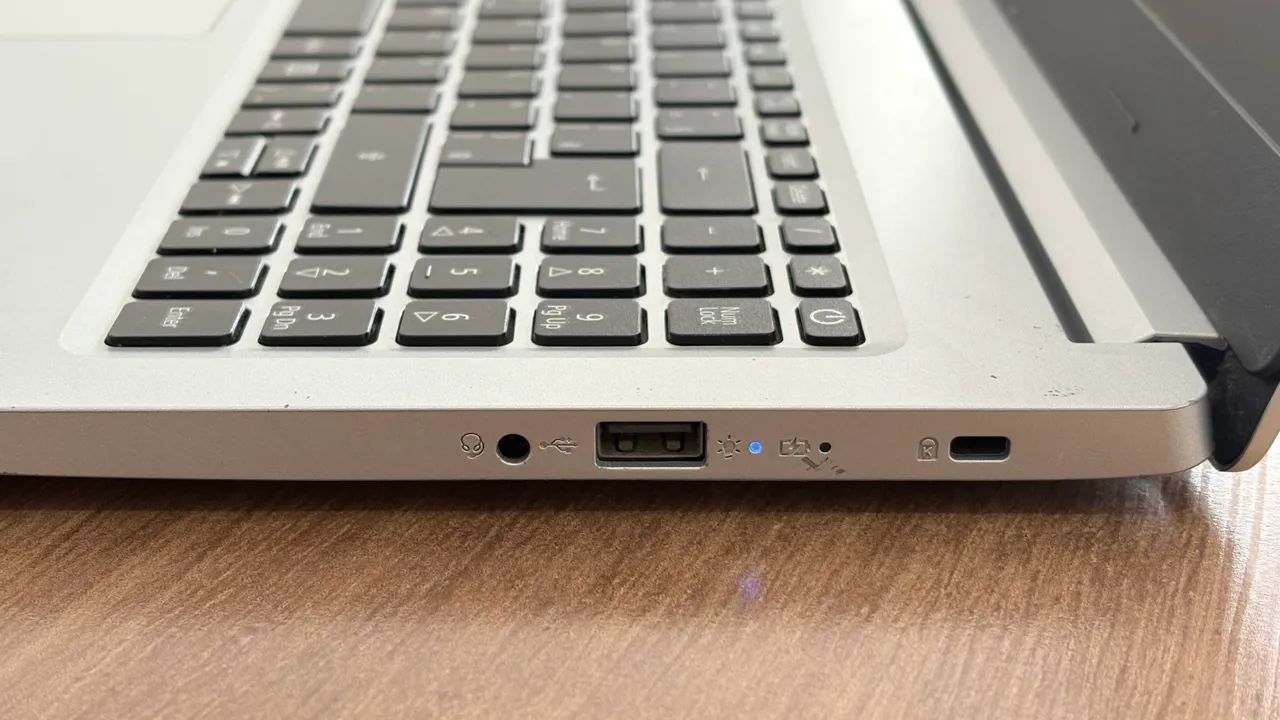 Notebook Acer Aspire 5 A515-54 - Core i5 10ª geração | 8GB RAM | SSD 256GB  - Foto 4